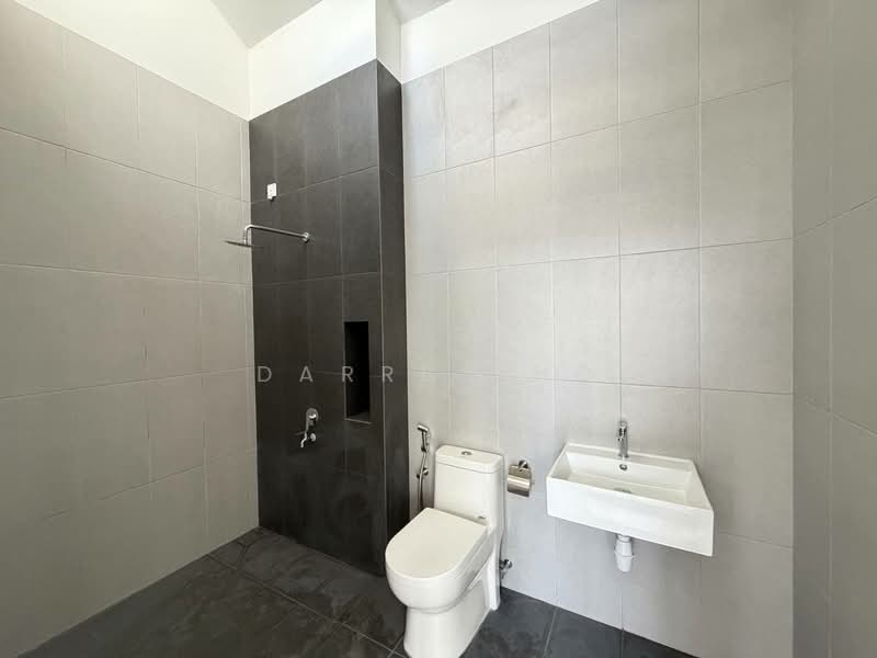2-storey Terraced House for Sale in Setia Eco Cascadia (Tebrau) - Darren Ho - Bathroom - PropertyGuru.com.my