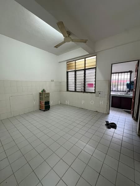 2-storey Terraced House for Sale in Taman Nusa Perintis (Iskandar Puteri (Nusajaya)) - YUYIN POH - Kitchen - PropertyGuru.com.my