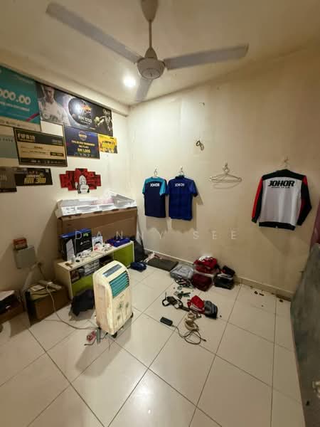 2-storey Terraced House for Sale in Taman Scientex Senai (Senai) - Danny See - Bedroom - PropertyGuru.com.my