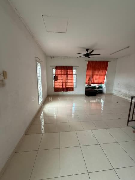 2-storey Terraced House for Sale in Taman Scientex Senai (Senai) - Danny See - Living Room - PropertyGuru.com.my