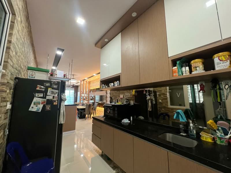 Condominium for Sale at Le Yuan Residence - Yi Chuen @ Steve Ling - Kitchen - PropertyGuru.com.my