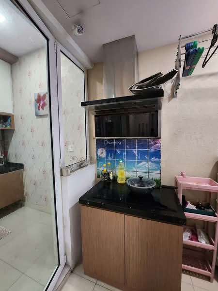 Condominium for Sale at Le Yuan Residence - Yi Chuen @ Steve Ling - Kitchen - PropertyGuru.com.my