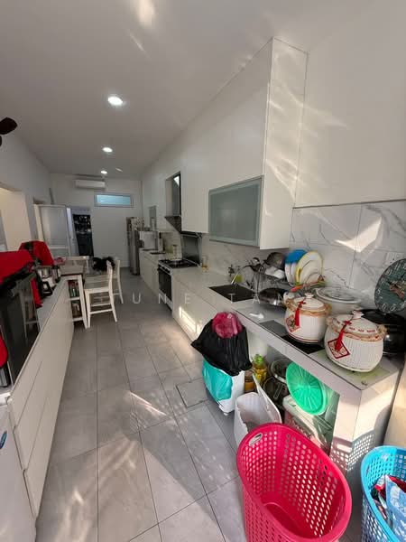 Untuk Dijual - TAMAN IMPIANA