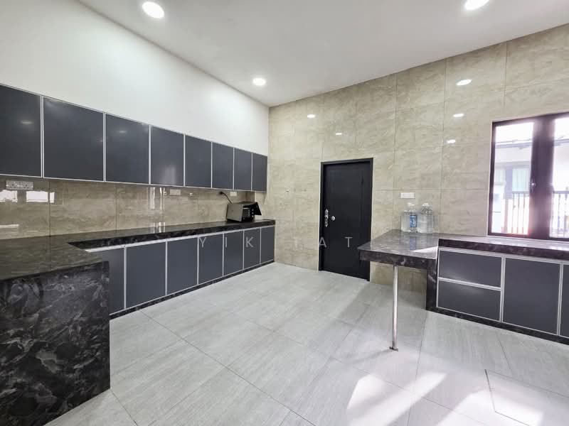 Semi-Detached House for Sale in Taman Sri Intan (Johor Bahru) - Yik Tat - PropertyGuru.com.my