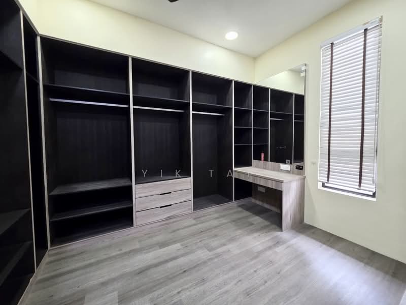 Semi-Detached House for Sale in Taman Sri Intan (Johor Bahru) - Yik Tat - PropertyGuru.com.my