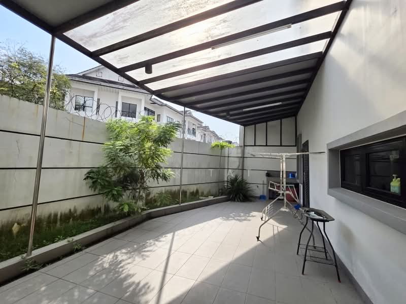 Semi-Detached House for Sale in Taman Sri Intan (Johor Bahru) - Yik Tat - PropertyGuru.com.my