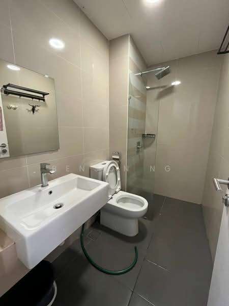 Servis Apartment untuk Disewa di United Point (Residensi Berpadu) - Benson Ng - Bathroom - PropertyGuru.com.my