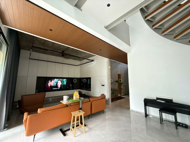 Rumah Banglo untuk Dijual di Bandar Sungai Long (Selangor) - Hugo Gooi - Living Room - PropertyGuru.com.my