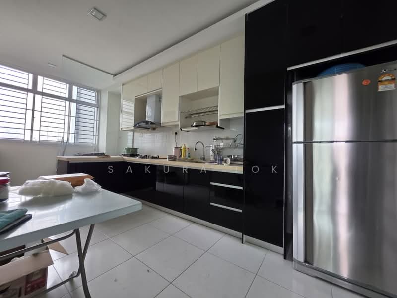 Servis Apartment untuk Disewa di The Sky Executive Suites - Sakura Tok - Kitchen - PropertyGuru.com.my