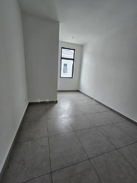Rumah Teres 2 Tingkat untuk Dijual di Taman Mount Austin (Tebrau) - Eric Lee - Interior - PropertyGuru.com.my