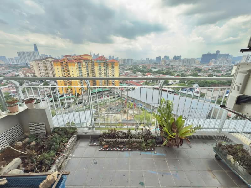 Condominium for Sale at D'Pines@Ampang - Danial Mohd Zaki - Balcony - PropertyGuru.com.my