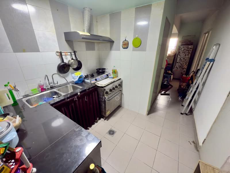 Condominium for Sale at D'Pines@Ampang - Danial Mohd Zaki - Kitchen - PropertyGuru.com.my