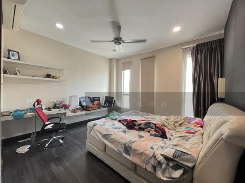 Rumah Teres 3.5 Tingkat untuk Dijual di Seri Kembangan (Selangor) - Bryan Cho - Bedroom - PropertyGuru.com.my