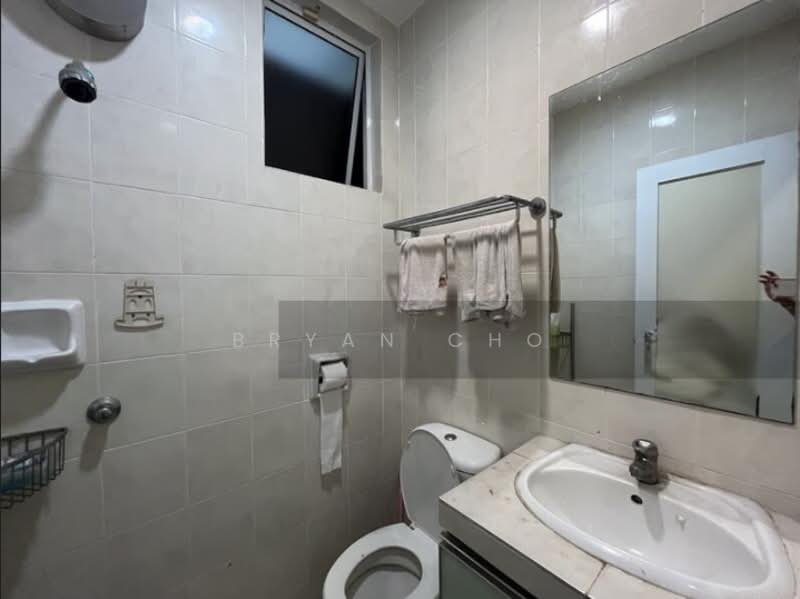 Rumah Teres 3.5 Tingkat untuk Dijual di Seri Kembangan (Selangor) - Bryan Cho - Bathroom - PropertyGuru.com.my