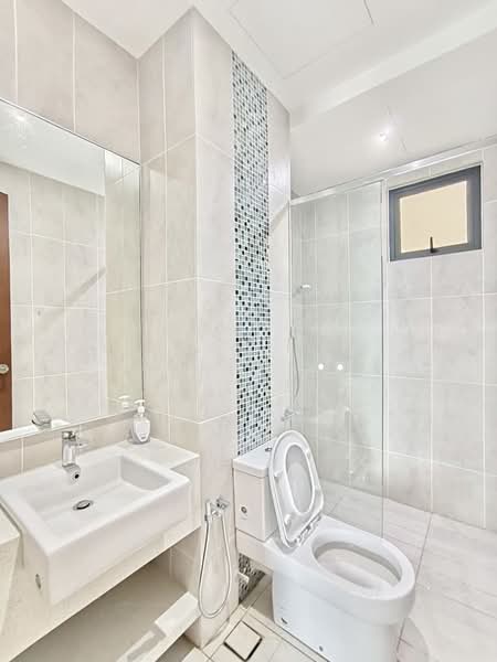 For Rent - Queens Residences Q1 @ Queens Waterfront