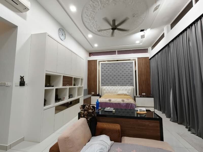 Bungalow for Sale in Bandar Putra (Kulai) - Shi Ting - PropertyGuru.com.my