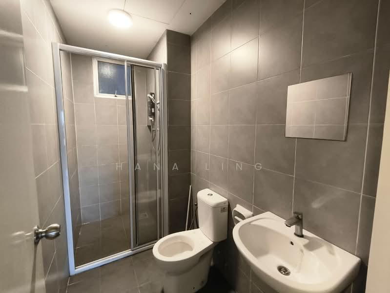 Service Residence for Rent at Savanna Executive Suite @ Southville City - Hana Ling - Bathroom - PropertyGuru.com.my