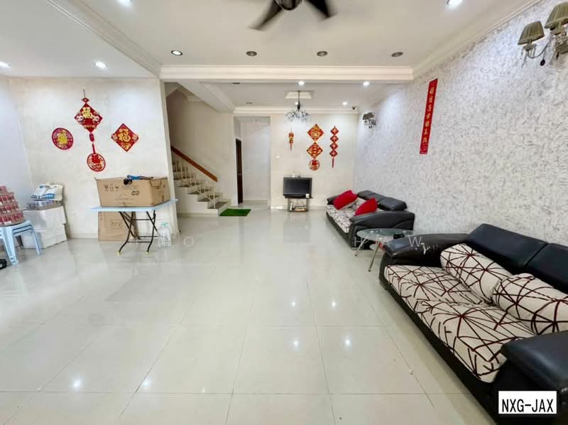 Rumah Teres 2 Tingkat untuk Dijual di Bandar Puteri (Klang) - Hao Kai Khaw - Living Room - PropertyGuru.com.my