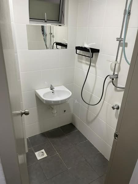 Condominium for Rent at Residensi Platinum Teratai - Elisa . - Bathroom - PropertyGuru.com.my