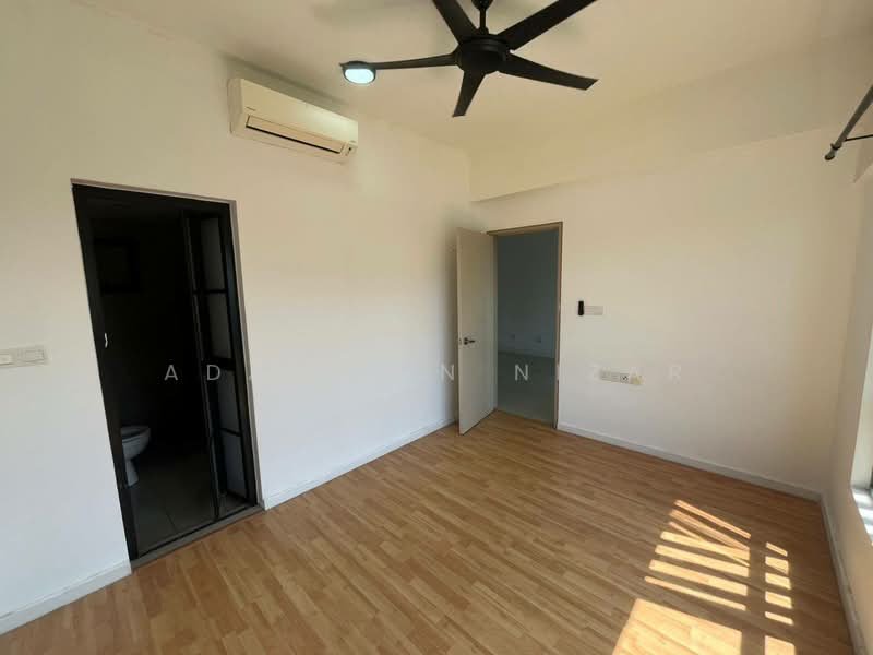 Servis Apartment untuk Disewa di Suria Residence - Adam Bin Nizar - PropertyGuru.com.my