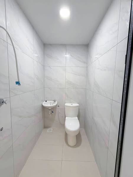 Rumah Teres 1 Tingkat untuk Dijual di Taman Johor Jaya (Johor Bahru) - Cindy Lim - Bathroom - PropertyGuru.com.my