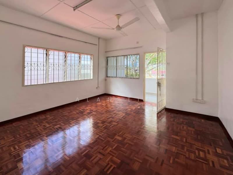 Semi-Detached House for Sale in Taman Nong Chik (Johor Bahru) - Alan Tia - PropertyGuru.com.my