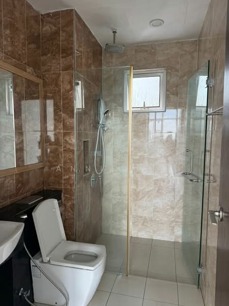 Servis Apartment untuk Dijual di Paragon Residences @ Straits View - Annie Lee - Bathroom - PropertyGuru.com.my