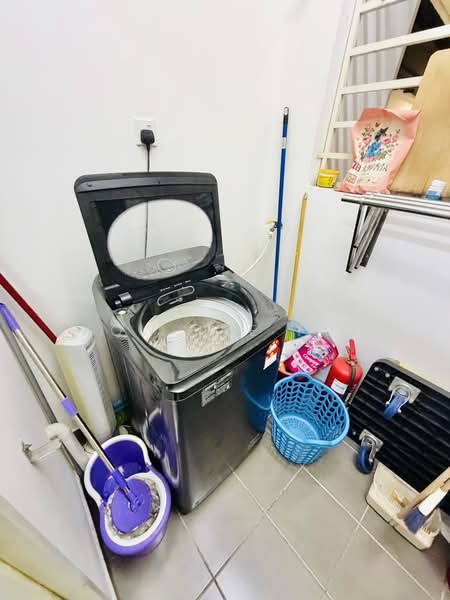 Service Residence for Sale at Savanna Executive Suite @ Southville City - Kow Tze Fui - Interior - PropertyGuru.com.my