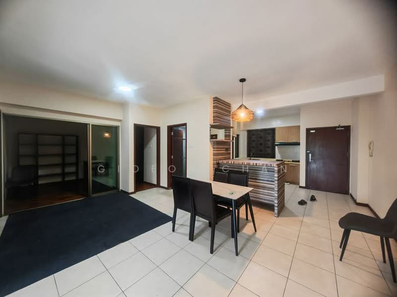 Pangsapuri untuk Disewa di Molek Pine 2 - Gideon Chan - Living Room - PropertyGuru.com.my