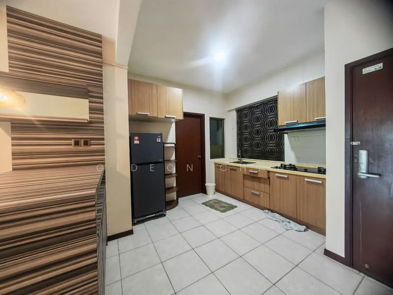 Pangsapuri untuk Disewa di Molek Pine 2 - Gideon Chan - Kitchen - PropertyGuru.com.my