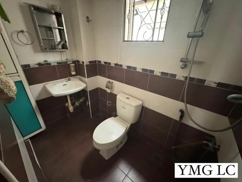 Terraced House for Sale in Bandar Botanic (Klang) - KH Chong - Bathroom - PropertyGuru.com.my