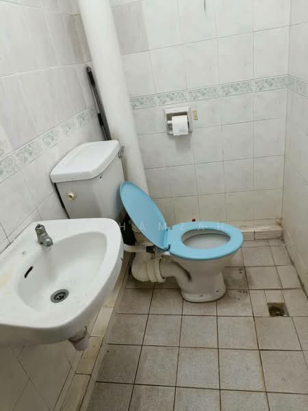 Pangsapuri untuk Disewa di Pearl Tower (Ria) - AfiqHamzah . - Bathroom - PropertyGuru.com.my