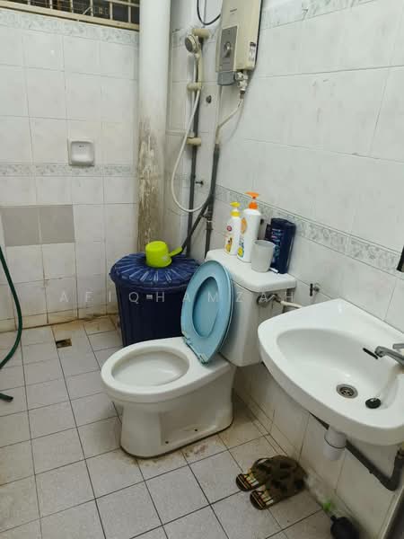 Pangsapuri untuk Disewa di Pearl Tower (Ria) - AfiqHamzah . - Bathroom - PropertyGuru.com.my