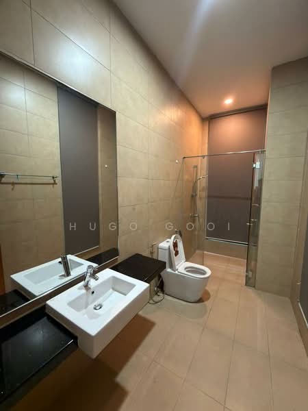 Rumah Banglo untuk Disewa di Seputeh (Kuala Lumpur) - Hugo Gooi - Bathroom - PropertyGuru.com.my
