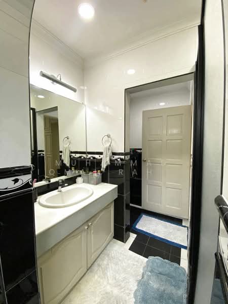 Bungalow for Sale in Seksyen 6 (Shah Alam) - Muhammad Iqmal Rahiman - Bathroom - PropertyGuru.com.my