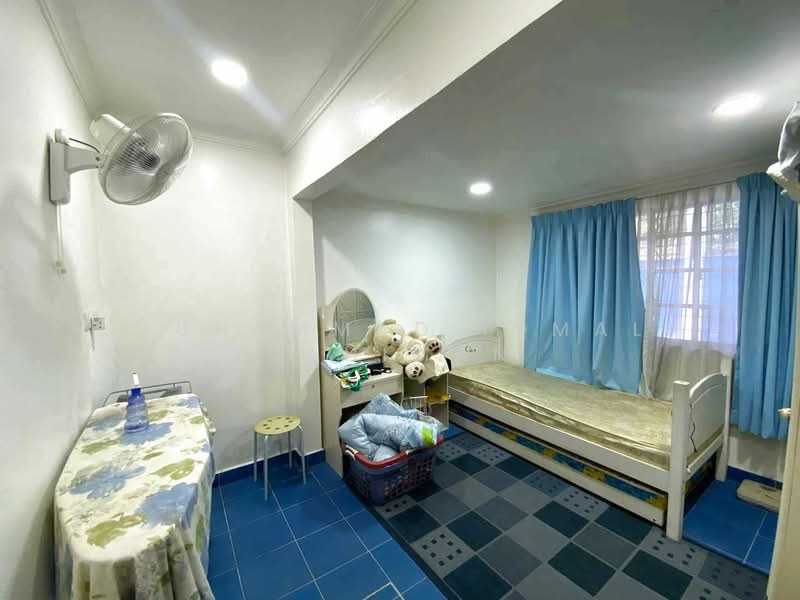 Bungalow for Sale in Seksyen 6 (Shah Alam) - Muhammad Iqmal Rahiman - Bedroom - PropertyGuru.com.my