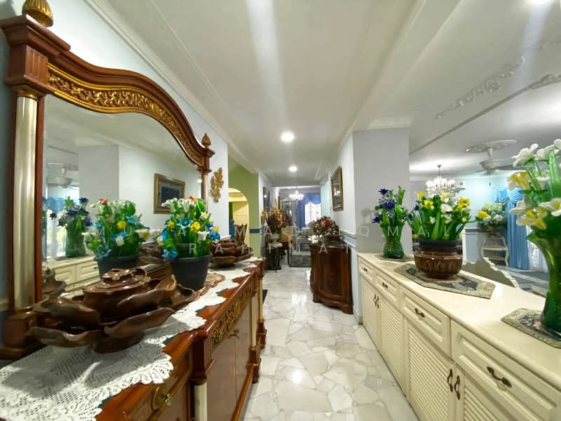 Bungalow for Sale in Seksyen 6 (Shah Alam) - Muhammad Iqmal Rahiman - Interior - PropertyGuru.com.my