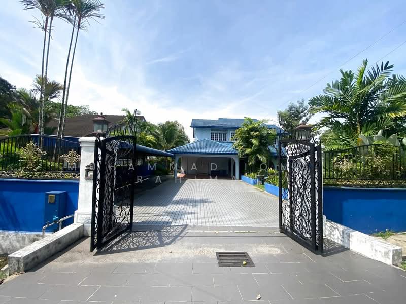Bungalow for Sale in Seksyen 6 (Shah Alam) - Muhammad Iqmal Rahiman - Exterior - PropertyGuru.com.my