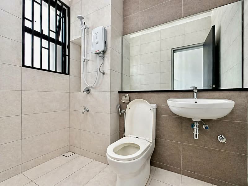 2-storey Terraced House for Sale in Elmina (Shah Alam) - Noraini Dahan - Bathroom - PropertyGuru.com.my