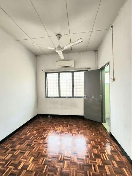 Rumah Teres 2 Tingkat untuk Dijual di Seksyen 3, Bandar Kinrara (Puchong) - Prem Kumar - Interior - PropertyGuru.com.my
