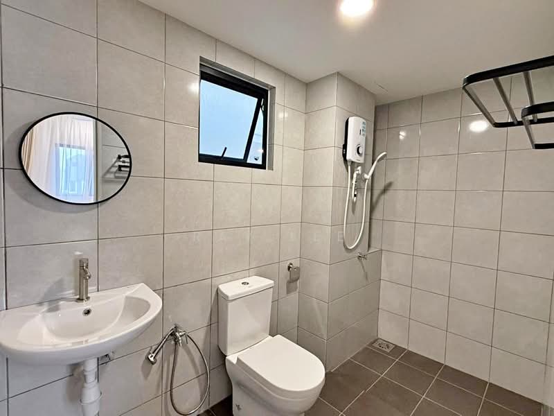 Servis Apartment untuk Disewa di Hana @ Eco Ardence - Ray Lee - Bathroom - PropertyGuru.com.my