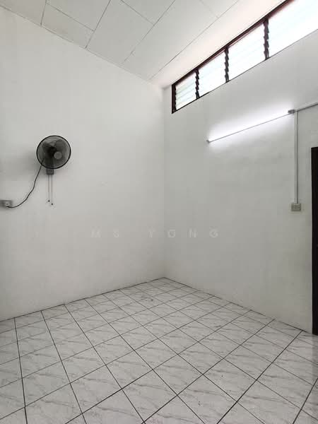 1-storey Terraced House for Rent in Batu Gajah (Perak) - Ms Yong - PropertyGuru.com.my