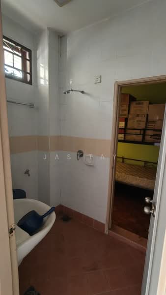 Rumah Teres 2 Tingkat untuk Dijual di Taman Damansara Aliff (Tampoi) - Jas Tay - Bathroom - PropertyGuru.com.my