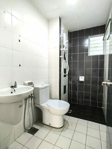 Condominium for Rent at Koi Tropika - Yi Jun - Bathroom - PropertyGuru.com.my