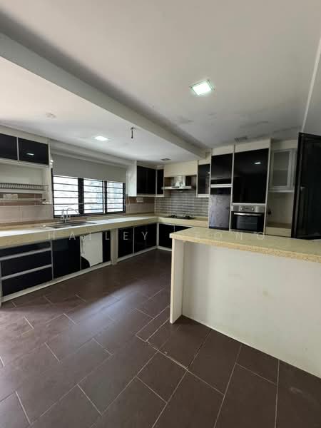 1-storey Terraced House for Sale in Kelana Jaya (Petaling Jaya) - Hailey Leong - Kitchen - PropertyGuru.com.my