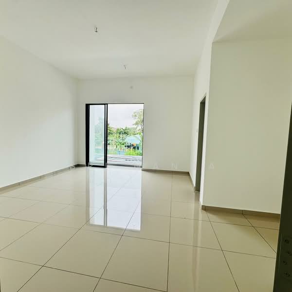 Rumah Teres 2 Tingkat untuk Dijual di Klang (Selangor) - Sri Nanda - Master Room - PropertyGuru.com.my