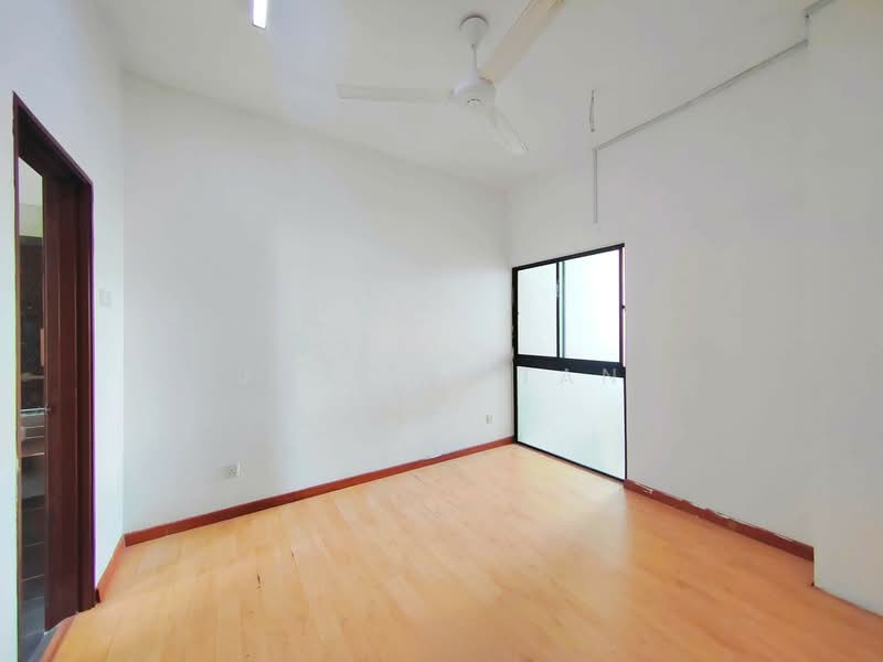 2-storey Terraced House for Sale in Klang (Selangor) - Joanne Tan - Bedroom - PropertyGuru.com.my