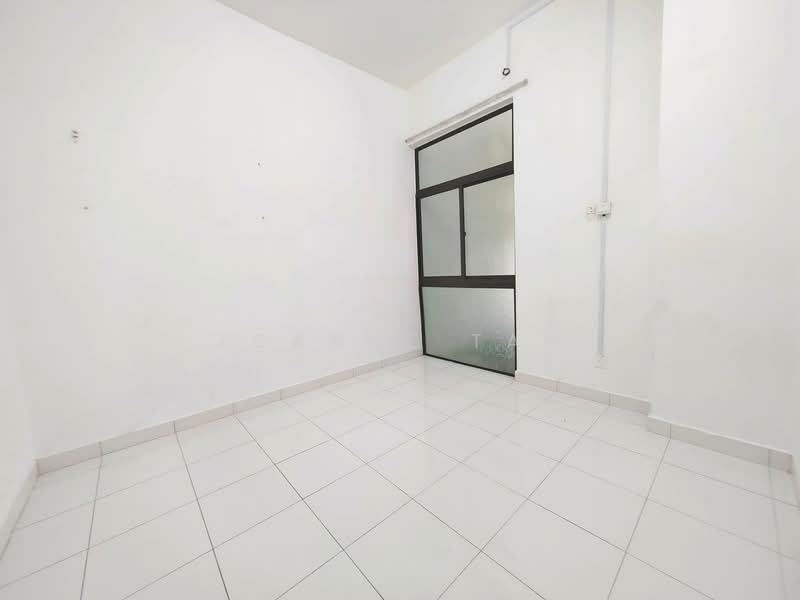 2-storey Terraced House for Sale in Klang (Selangor) - Joanne Tan - Bedroom - PropertyGuru.com.my