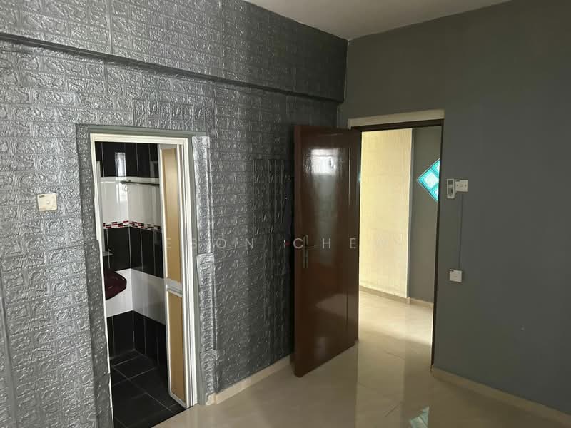 Condominium for Sale at D'Casa Condominium - Eson Chew - Interior - PropertyGuru.com.my