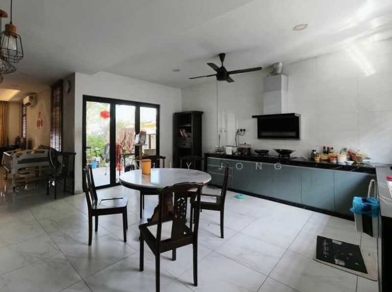 2-storey Terraced House for Sale in Bukit Indah (Iskandar Puteri (Nusajaya)) - Janlly Jong - Kitchen - PropertyGuru.com.my